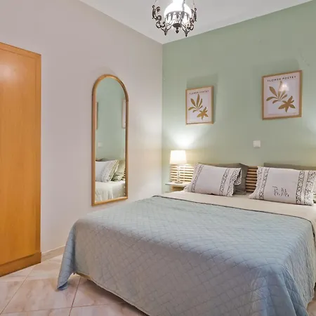 Pleiades * Lefkos (Karpathos)